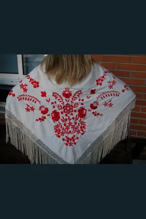 FLAMENCO Dodatek PGBL42. SHAWL, Kolor . Kobieta.