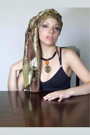 Art of Polo Szal a la pashmina ze złotą nicią