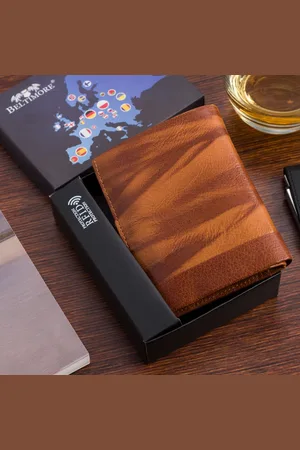 Beltimore Portfel skórzany męski pionowy klasyczny brązowy RFiD D35