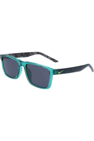 Nike Okulary CHEERDZ738049. Okulary przeciwsłoneczne, Kolor czerwony. Dziecko.