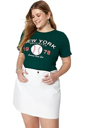 Trendyol Damska dopasowana bluzka basic z okrągłym dekoltem z dzianiny plus size, zieony (Szmaragdowa zieleń), 3XL