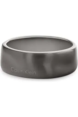 Calvin Klein Męski pierścionek z kolekcji CK METALLIC WAVES z powłoką jonową GunMetal (IP) - 35100036F, Stal nierdzewna, Bez kamieni szlachetnych