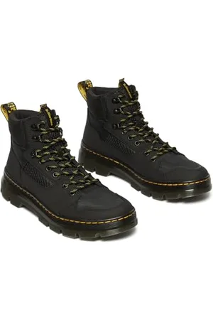 Dr. Martens Unisex-Adult Rilla Fashion Boot, , 10 Women/9 Men