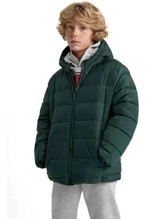 DeFacto Boy