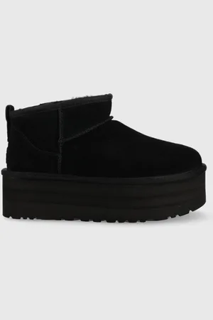 UGG śniegowce zamszowe W Classic Ultra Mini Platform kolor 1135092.BLK