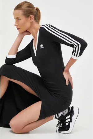 adidas Sukienka Adicolor kolor maxi dopasowana IK0439