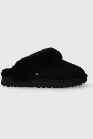 UGG Kapcie zamszowe Classic Slipper II kolor 1130876.BLK-BLK