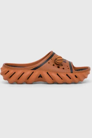 Crocs Klapki NBA Echo Slide kolor 209791