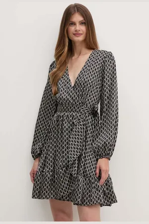 Guess Sukienka JOSETTE kolor mini rozkloszowana 4YGK11 9859Z