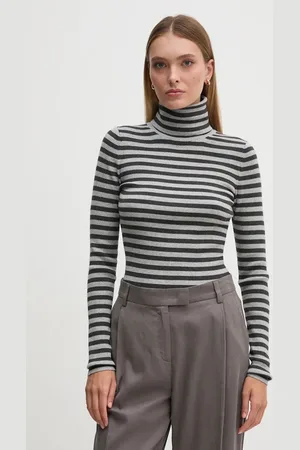 Calvin Klein Sweter damski kolor lekki z golfem J20J224225