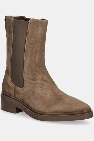 Calvin Klein Sztyblety zamszowe HEEL CHELSEA BOOT 30 SUE damskie kolor na płaskim obcasie HW0HW02191