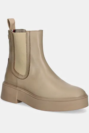 Tommy Hilfiger Sztyblety skórzane MINIMAL LEATHER CHELSEA LOGOTAPE damskie kolor na płaskim obcasie FW0FW08095