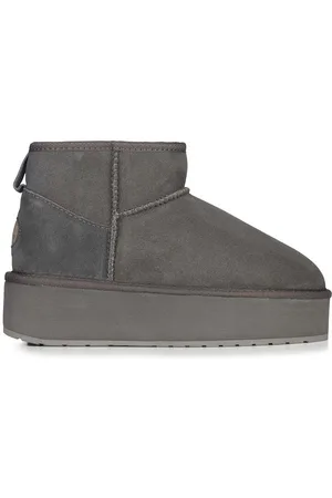 Emu śniegowce zamszowe Stinger Micro Flatform kolor W13082.CHAR