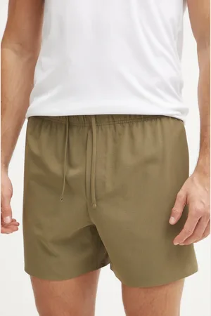 Calvin Klein Szorty męskie kolor LVGMS5S846