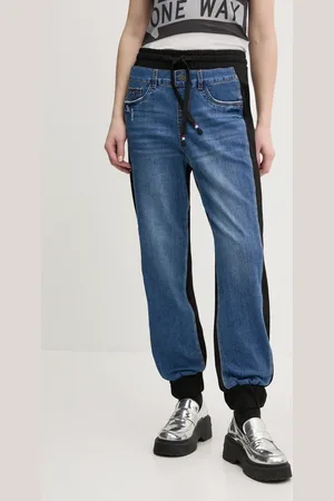 Desigual Spodnie dresowe PEETERS damskie kolor gładkie 25SWDD73