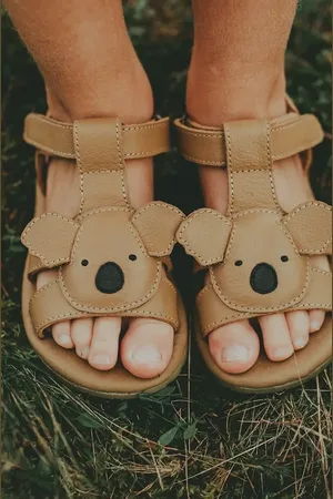 Donsje Sandały skórzane dziecięce Mhalo Sandals Koala kolor 1502303