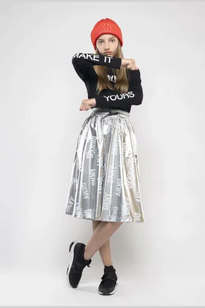 DKNY Czapka dziecięca kolor