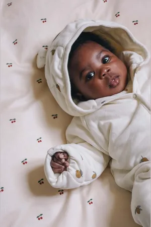 Konges Sløjd Rampers bawełniany niemowlęcy NEWBORN ONESIE WITH HOOD