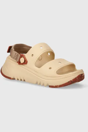 Crocs Klapki Classic Hiker Xscape damskie kolor na platformie 208181