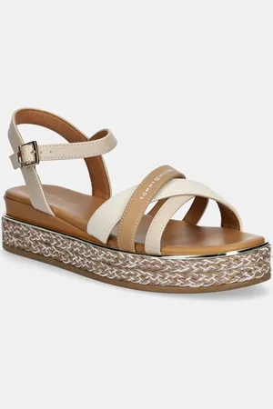 Tommy Hilfiger Sandały dziecięce kolor T3A2-33790