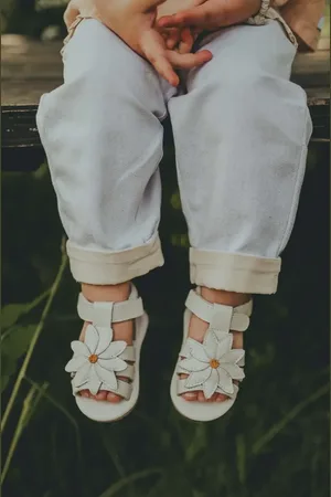Donsje Sandały skórzane niemowlęce Tuti Fields Sandals Daisy kolor 1036502