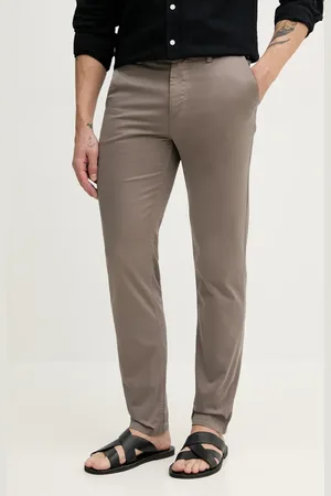 HUGO BOSS Spodnie męskie kolor beżowy w fasonie chinos 50510917
