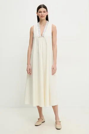 Isabelle Blanche Sukienka kolor midi rozkloszowana IS25SS-A056-T012