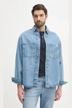 Calvin Klein Koszula jeansowa męska kolor relaxed z kołnierzykiem klasycznym J30J327511