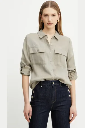 Guess Koszula ENORA damska kolor regular z kołnierzykiem klasycznym W5GH83 WH5N2