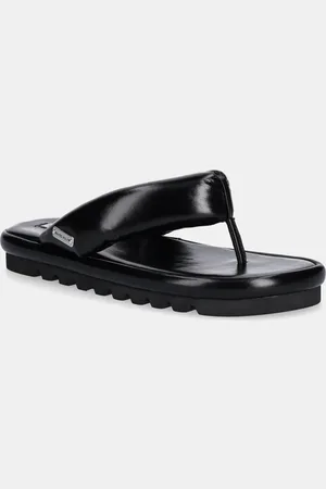 Naked Wolfe Japonki skórzane Hilary damskie kolor na płaskim obcasie Hilary Black Leather