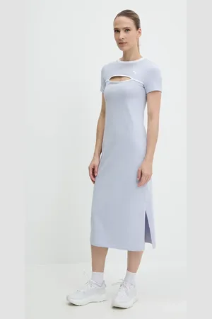 PUMA Sukienka kolor midi dopasowana 629769