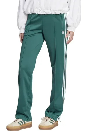 adidas Spodnie dresowe Firebird kolor z aplikacją JC8284