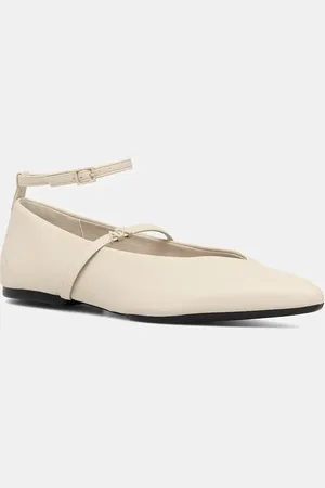 Armani Exchange Baleriny kolor XDD004 XV841 01819