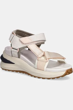 Pepe Jeans Sandały WINSLOVE SPORT damskie kolor na platformie PLS90708