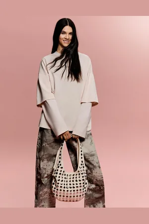 Bershka Torba Ze Sztucznego Zamszu Z Ćwiekami
