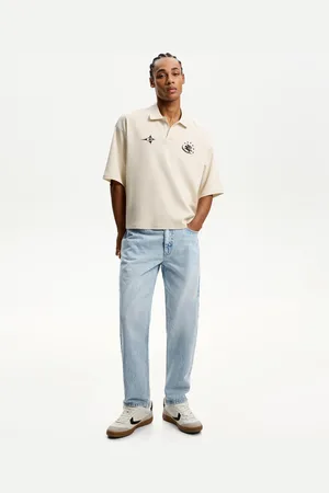 Bershka Jeansy O Kroju Straight Fit Mężczyzna 32