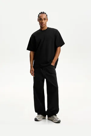 Bershka Jeansy Super Baggy Mężczyzna 32