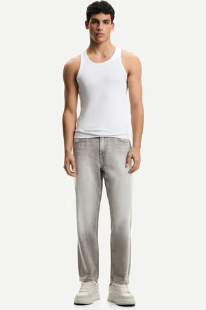 Bershka Zwężane Jeansy Mężczyzna 32