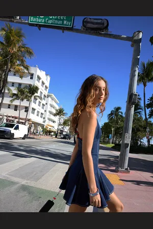 Bershka Denimowa Sukienka Mini