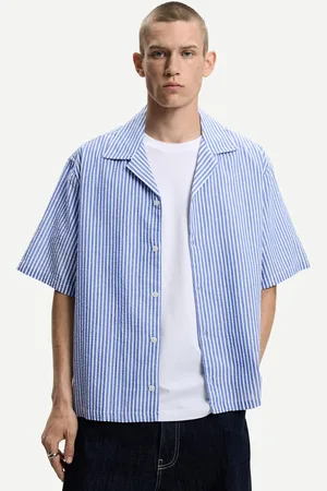 Bershka Koszula O Kwadratowym Kroju W Paski Z Fakturą I Krótkim Rękawem Mężczyzna Xs