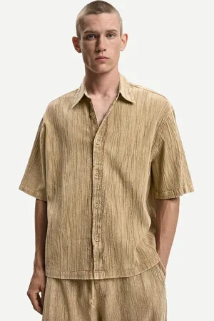 Bershka Plisowana Koszula O Kwadratowym Kroju Z Krótkim Rękawem Mężczyzna Xs