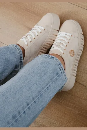 Vices Beżowe Sneakersy na Grubej Tłoczonej Podeszwie ze Sznurowaniem i Metaliczną Ozdobą Ulfedi
