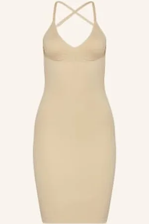 MAGIC Bodyfashion Sukienka Modelująca Low Back/ Low Front beige