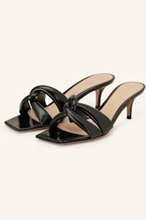 Gianvito Rossi Klapki Typu Mules Lakierowane Nuit schwarz