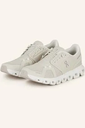 On Running Sneakersy Cloud 6 beige