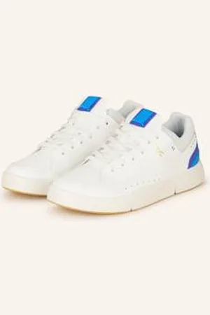On Running Sneakersy The Roger Centre Court weiss