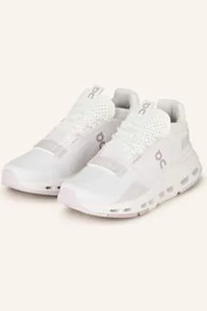 On Running Sneakersy Cloudnova 2 weiss