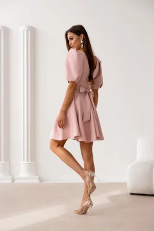 Butiklalala Sukienka mini pudrowa Pamela