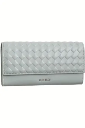 Calvin Klein Portfel Calvin Mini Quilt Large Trifold Pigeon K60K611895 PEB (CK471-a)