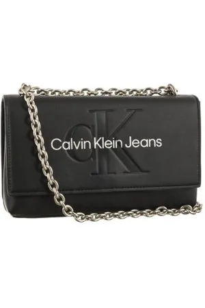Calvin Klein Torebka Listonoszka Sculpted Ew Flap Conv25 Mono Black/Metallic Logo K60K611866 0GL (CK431-a)